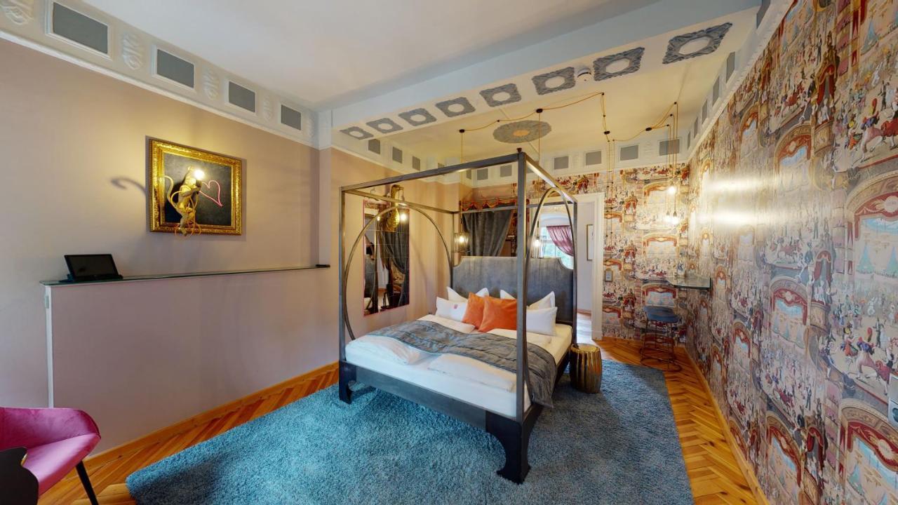 Schlosshotel Elgersburg ภายนอก รูปภาพ