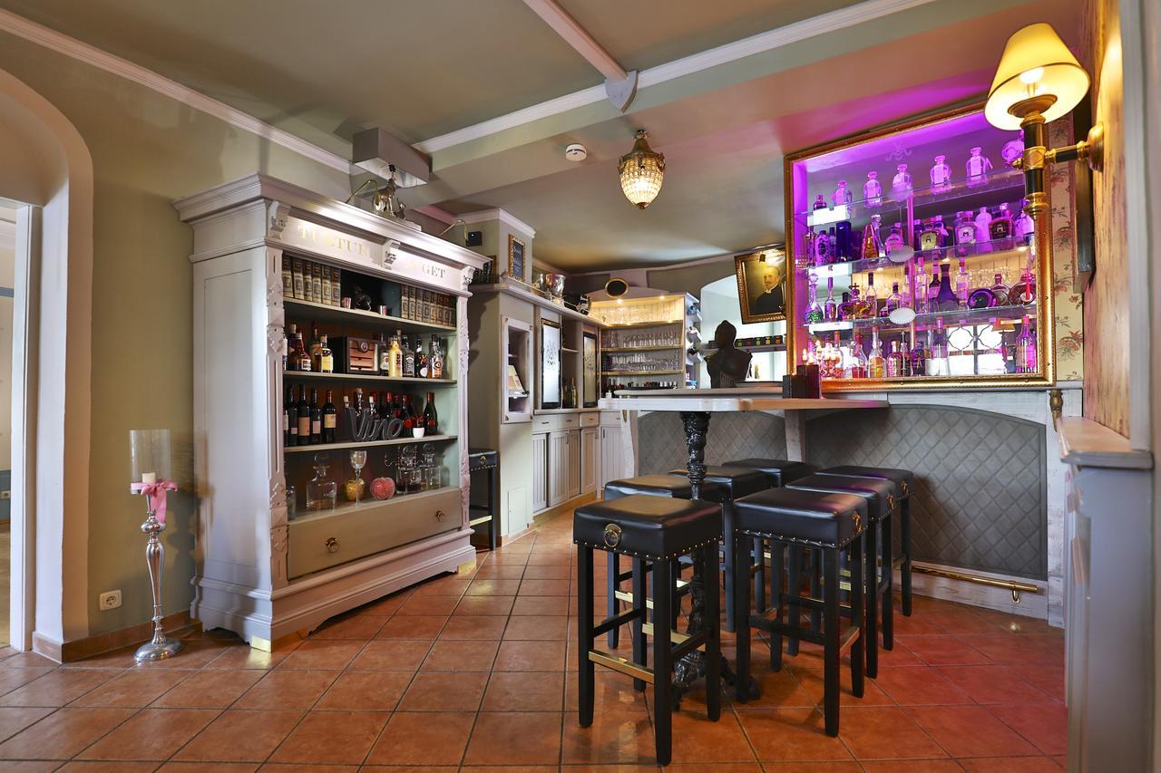 Schlosshotel Elgersburg ภายนอก รูปภาพ